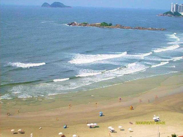 瓜鲁雅Pitangueiras Frente Mar Impecavel公寓 外观 照片